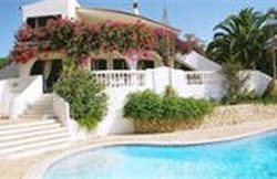 lodges at cornwall holiday park in liskeard bodmin with lodges chalets and tennis court