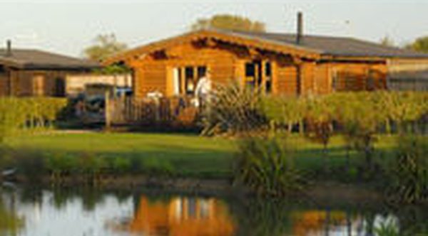 Self catering log cabins in Suffolk at Windmill Lodges in Saxtead