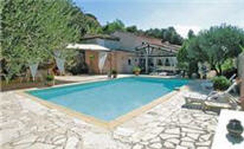 self catering holiday villa in the south of france