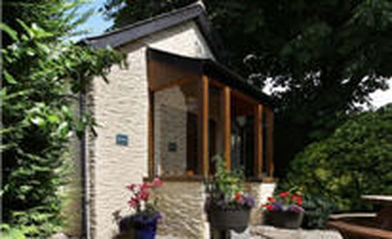 self catering cottages with pool