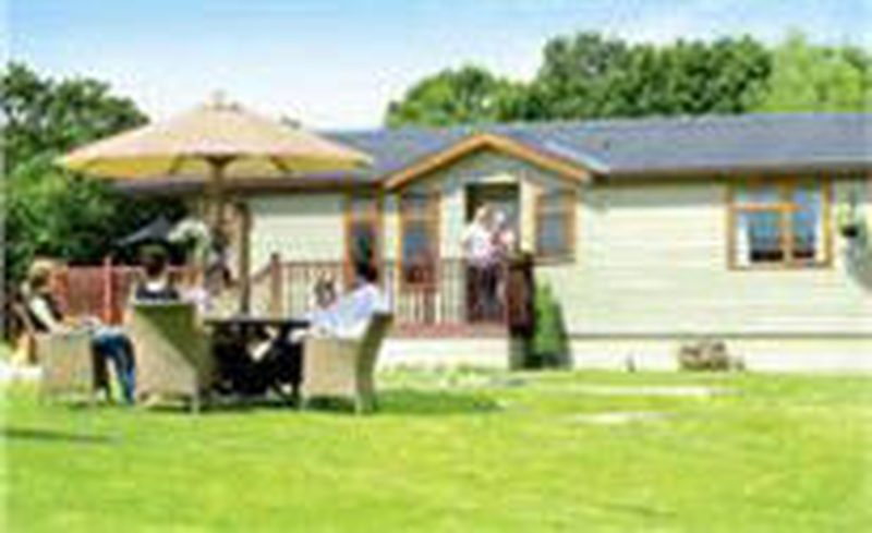 derbyshire holiday lodges with hot tub